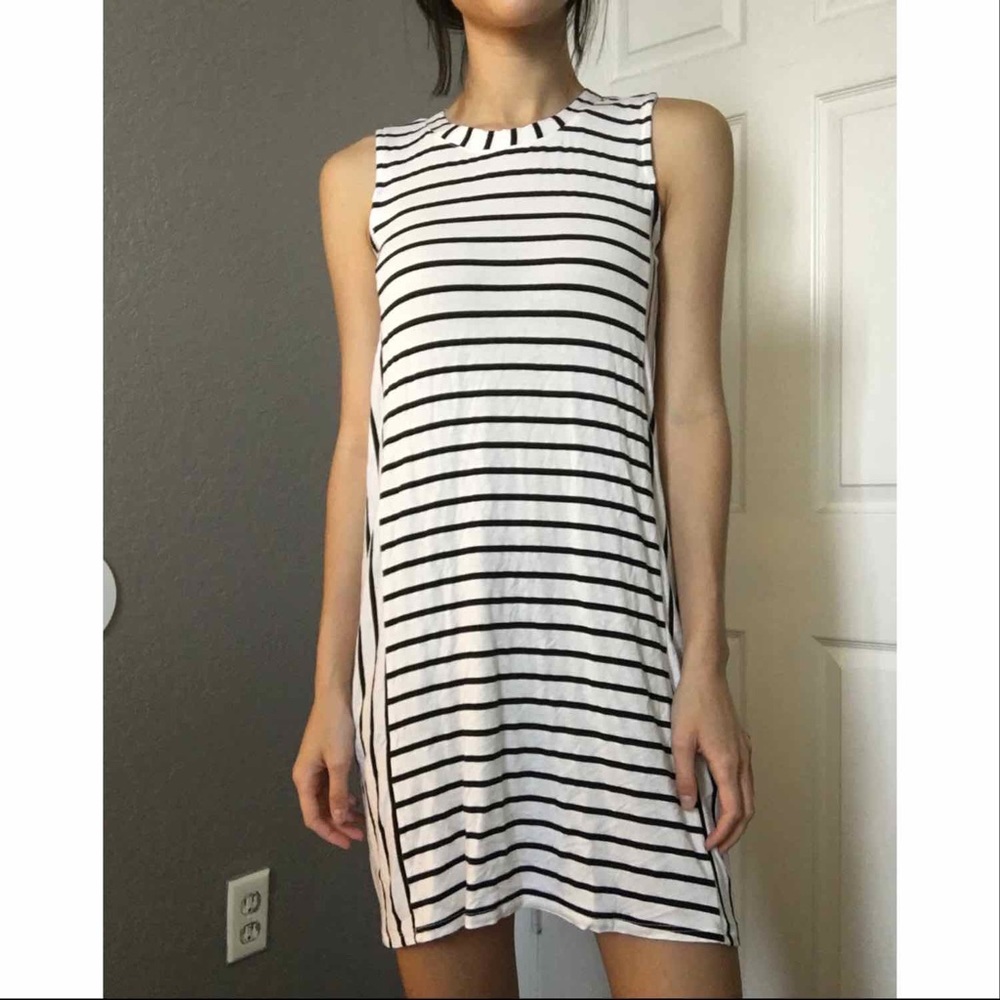 Black and White Striped T-shirt Dress